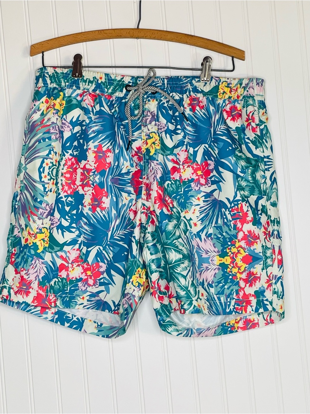Maamgic Tropical Print Swim Trunks - Picture 2 of 8